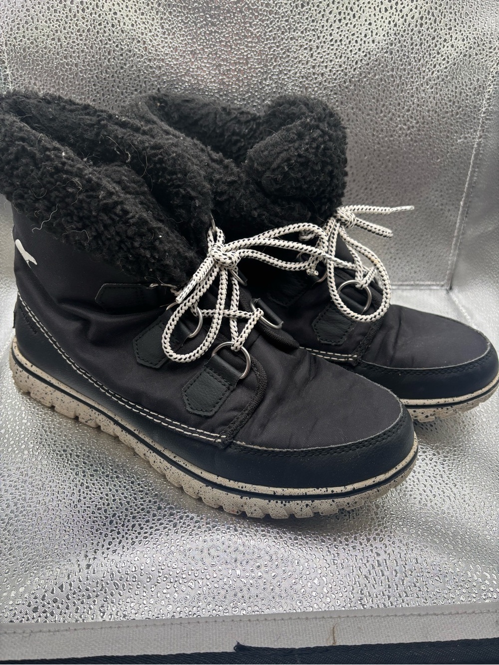 Sorel Boots Womens 9 Cozy Carnival Waterproof Lace Up Ankle Boot Black White